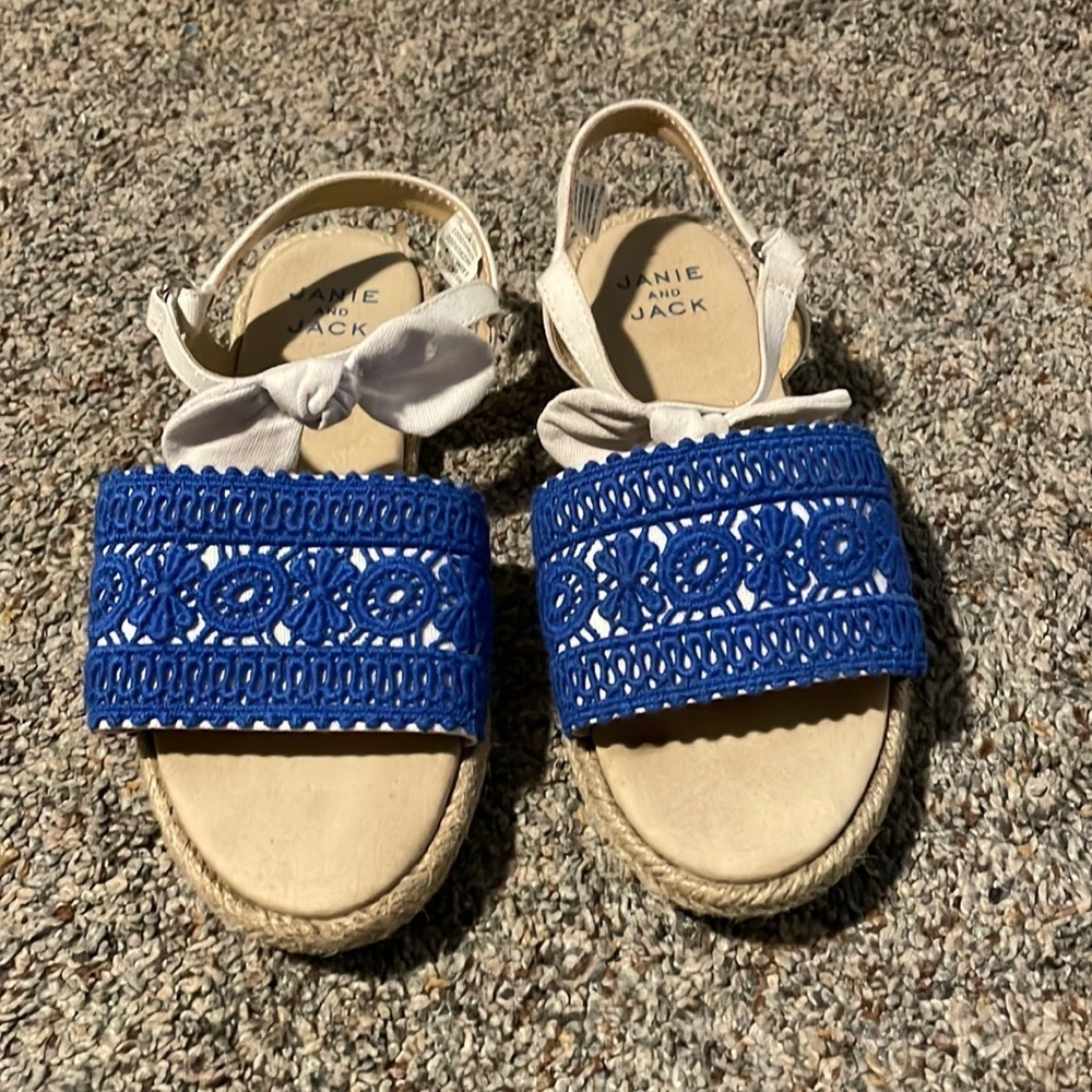 Janie and Jack Blue and White Sandals
